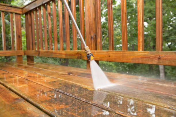 Best Playground Equipment Cleaning  in Baldwin City, KS